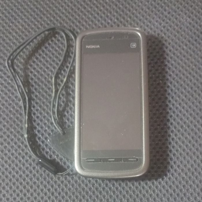 Мобильный телефон iPhone 5, Nokia 6300, 5230,  Sony PRS-300