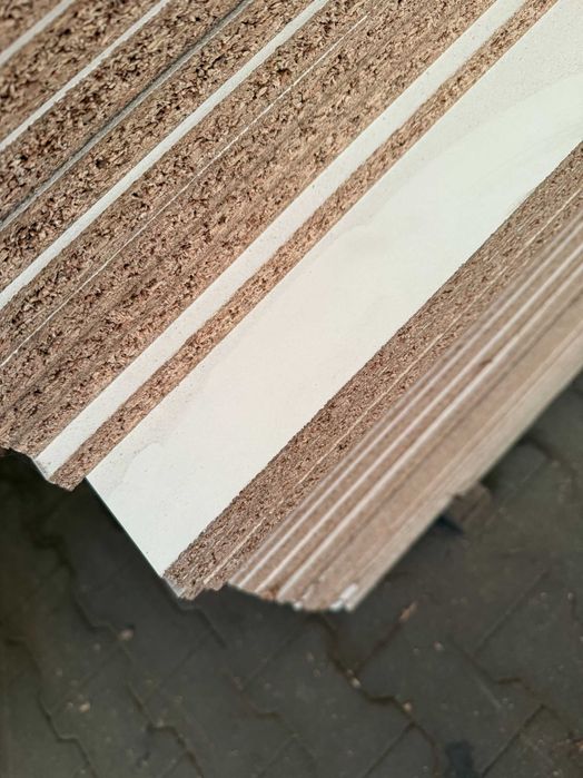 Płyta wiórowa 16 mm biała 2440x2070 mm