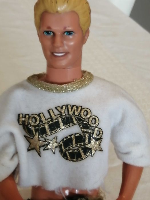 Boneco Ken, dos anos 90