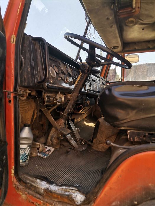 камаз 55 11 самоскид в гарному стани немае акумулятора