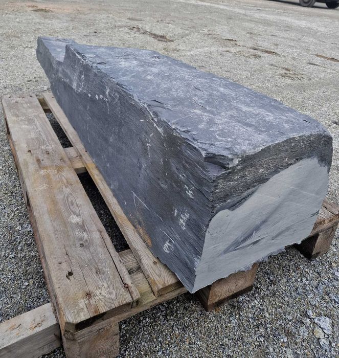 Czarny łupek XXL | monolit ogrodowy | naturalny kamień ozdobny