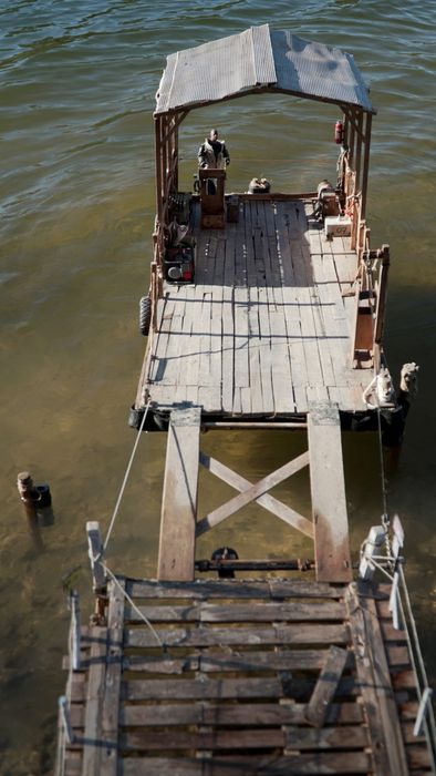 Barco telecomandado 1/10