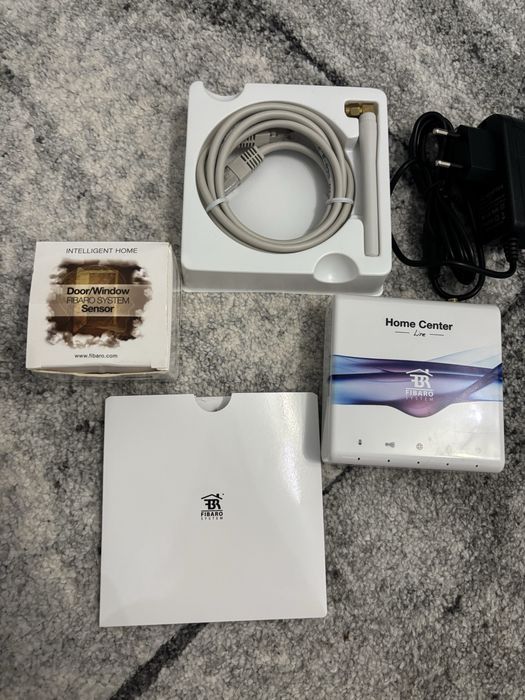 Fibaro home center lite plus sensor drzwi/okna