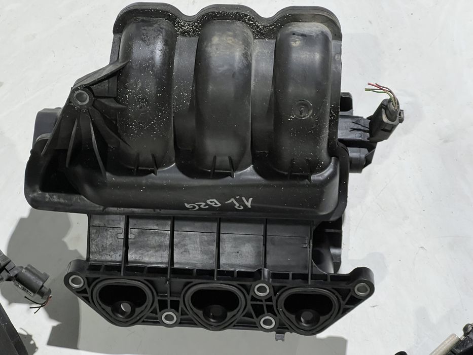 Впускной коллектор skoda fabia roomster polo 1.2 1.4 mpi tdi tsi