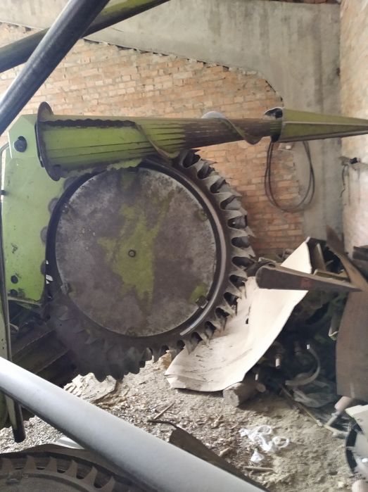 Claas Jaguar 695