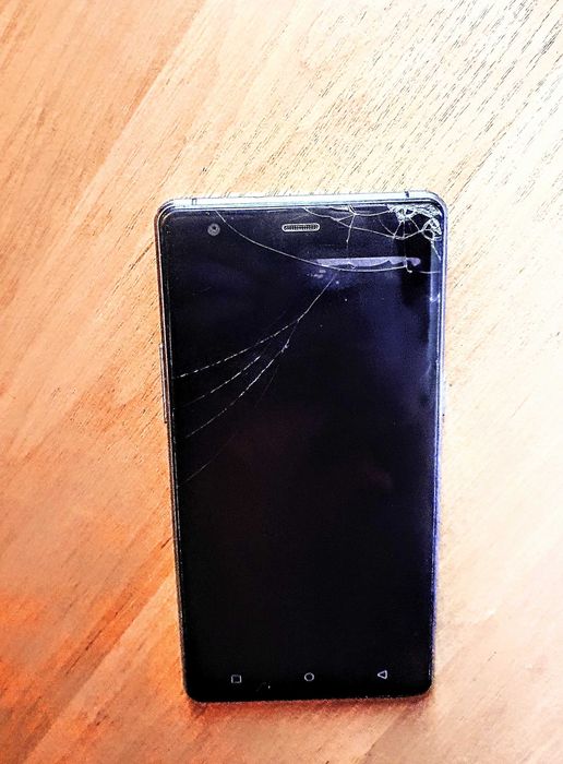 Новий мобільний телефон