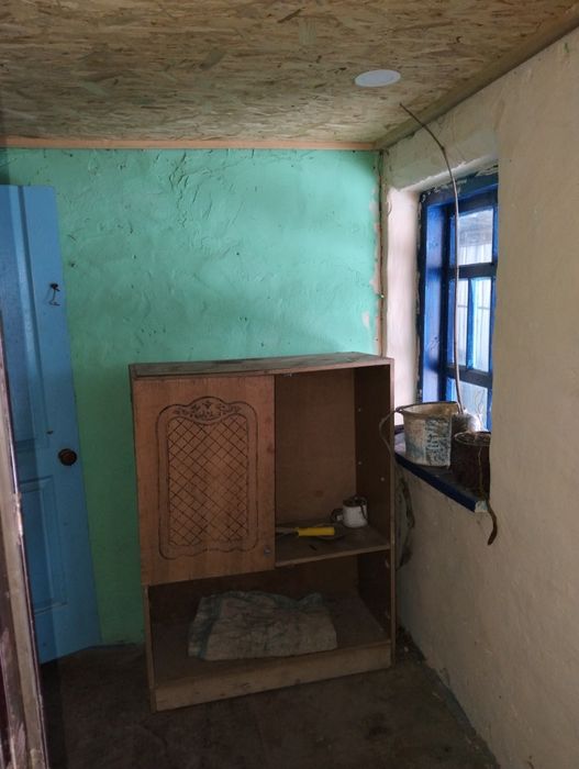 Продам хату у новоархангельську Чернишевського 9