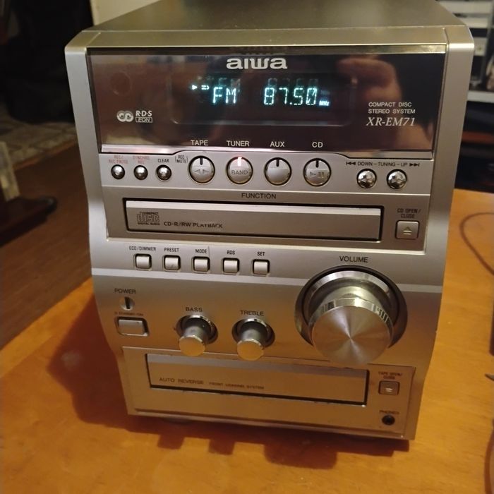 Aiwa xr EM71  w niezłym stanie
