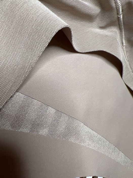 Високі коригуючи трусики Стрінги women'secret