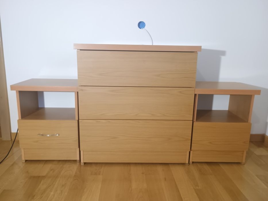 Приліжкова тумба,  тумбучка