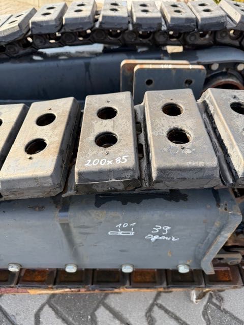 podwozie do wiertnicy 4-5 ton waga 760 kg używane brak silników hydraulicznych