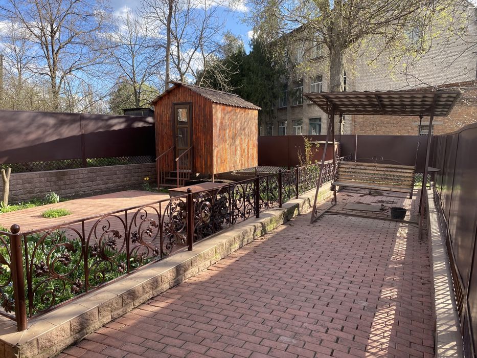 Продам будинок в затишному та спокійному районі