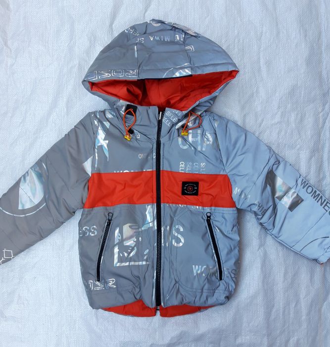 Куртка  для  хлопчика . Весна