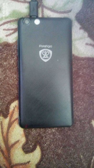 Мобильные телефоны