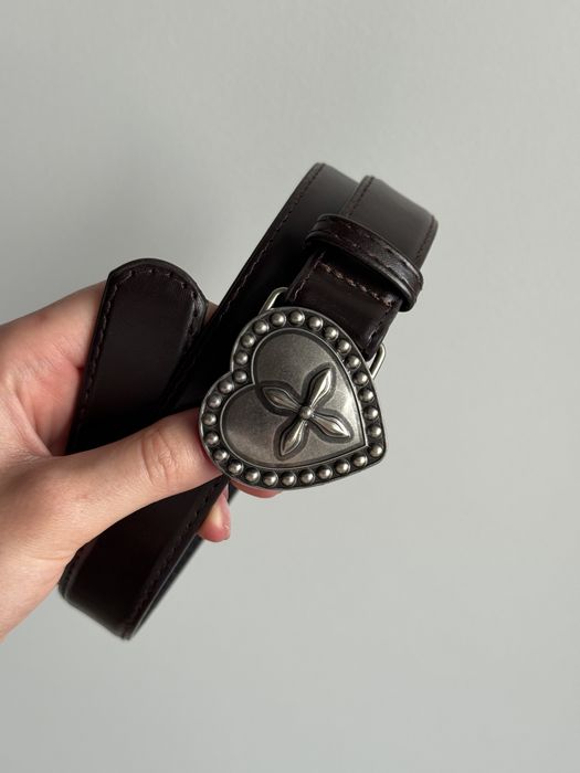 Ciemny brązowy pasek heart buckle brown belt silver heart cross boho y2k retro alt