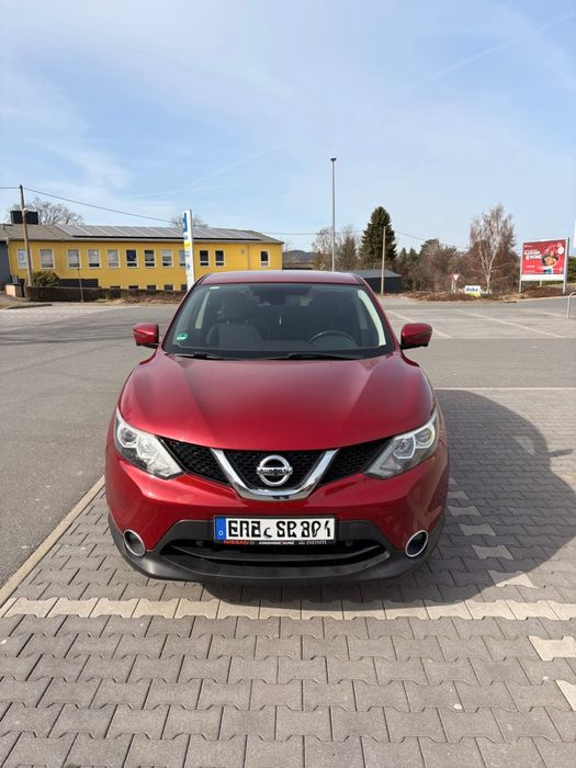 Продам автомобіль Nissan Qashqai 1,2 Бензин, 2016 року