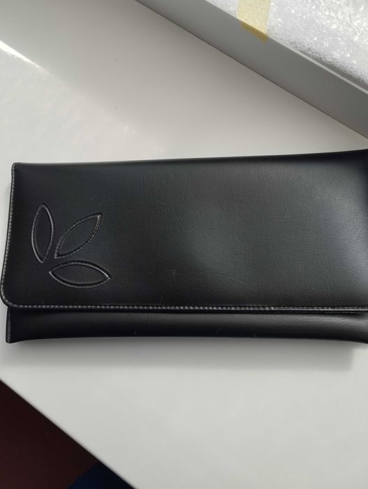 Клатч зі шкірозамінника