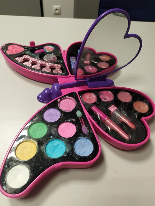 Zestaw do makijażu dla dziewczynek