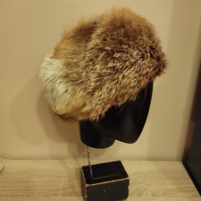 Czapka futrzana z naturalnego rudego lisa
