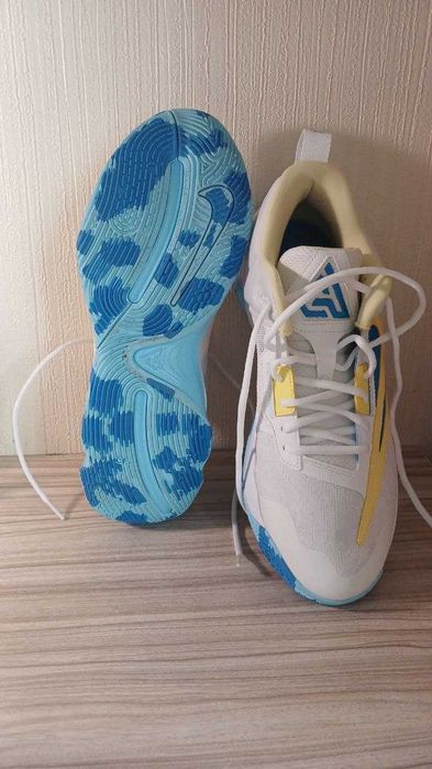 Кросівки оригінальні Nike Giannis Immortality 3 - 47 розмір