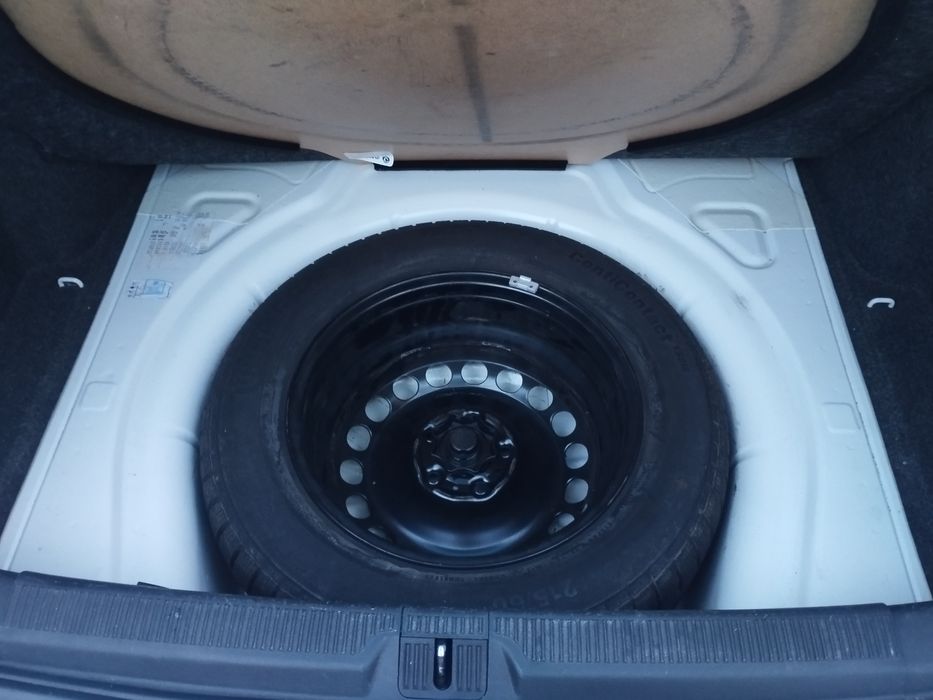 Мотор 4 циліндровий 1,2 бензин турбіна