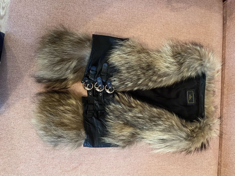 Продам жилет с натуральным мехом