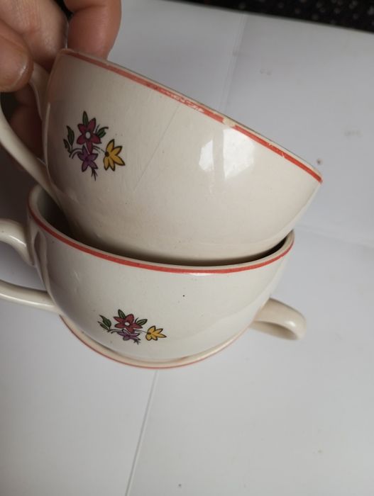 Chávenas de porcelana antiga , da Fábrica Cesol (Coimbra)