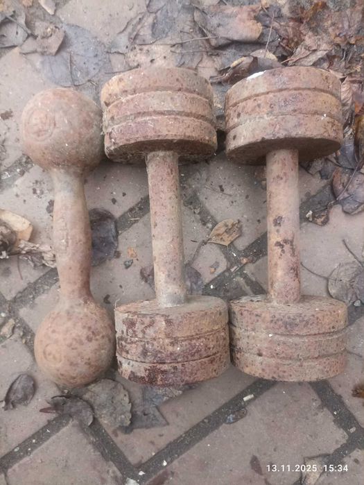 Гантели спортивные