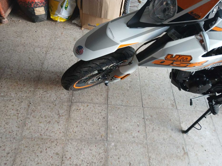 Vendo UM 125 Dsr