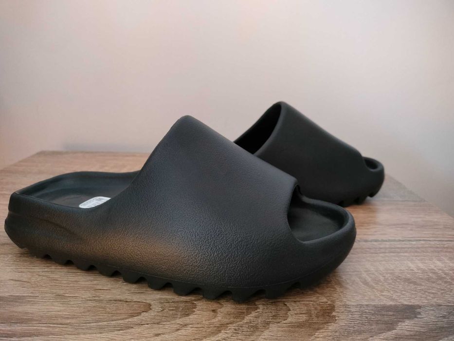 Klapki Yezzy Slide Adidas