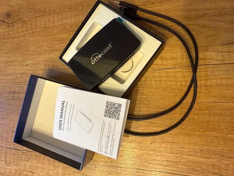 Ottocast Play2Video adapter video do auta