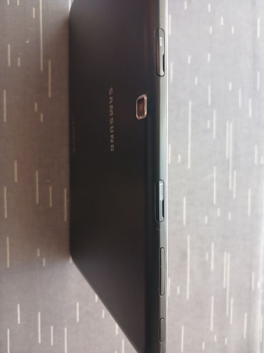 Планшет Samsung Galaxy Tab 4 10.1 (SM-T531) 3G / Wi-Fi