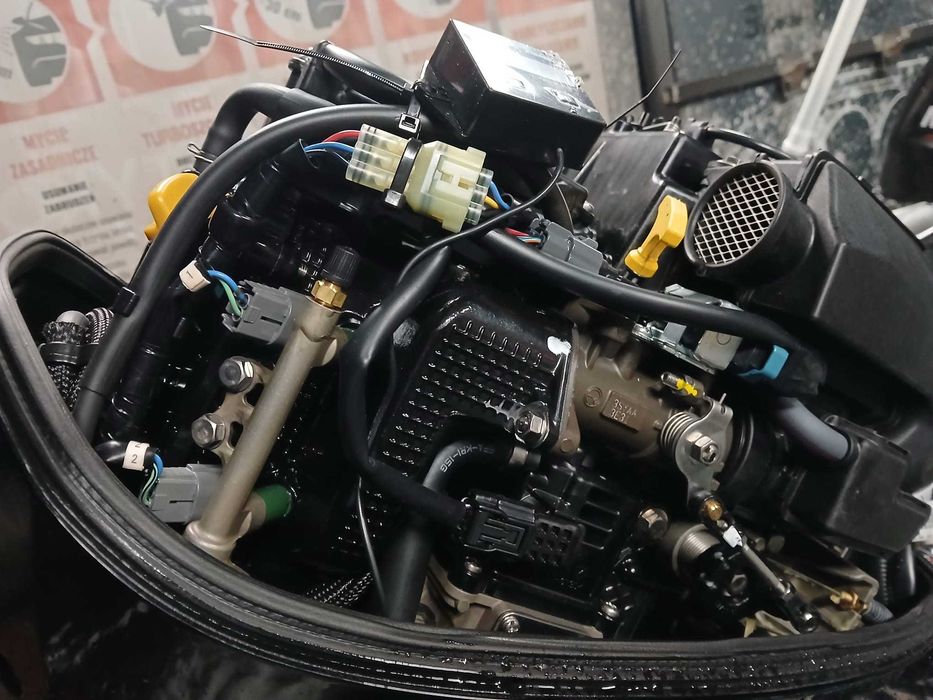 Silnik zaburtowy Mercury 15 efi EH