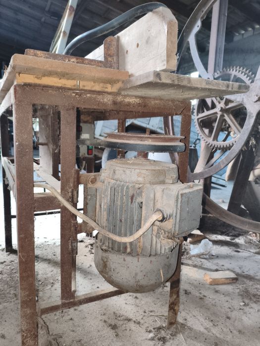 Frezarka do drewna stołowa 4kW 380V
