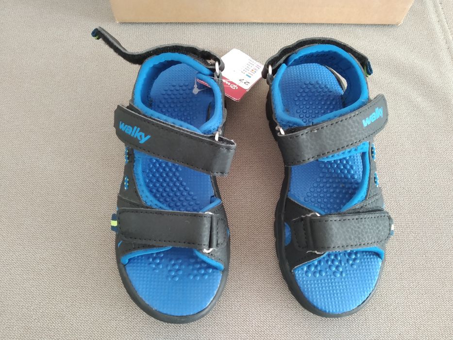 Nowe z metką sandałki r. 27/18 cm walky ccc