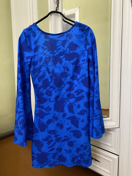 Сукні ( BERSHKA, ZARA, MANGO, Pretty little thing )