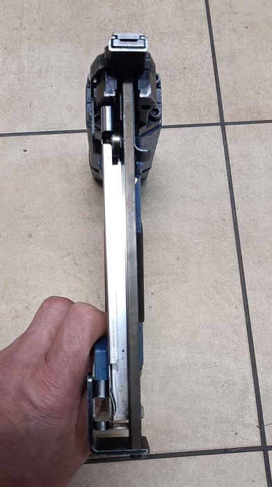 Zszywacz, pistolet, taker, tracker BEA 92/32-612, stan BDB po serwisie