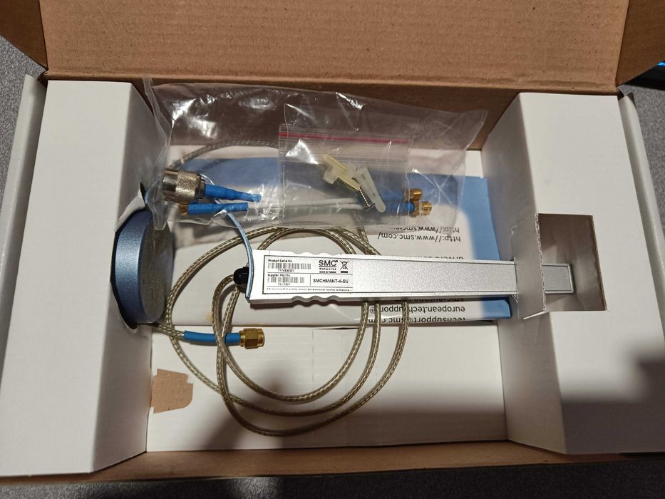 Antena Wireless SMC EZ Connect SMCHMANT-4 – Como Nova + Acessórios