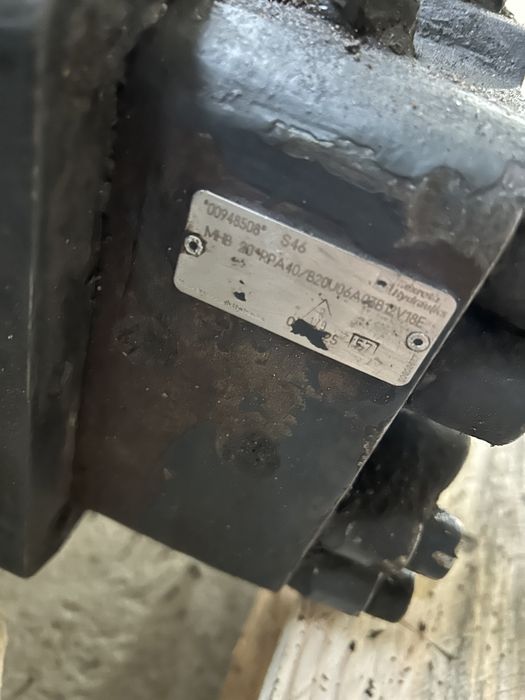 Silnik hydrauliczny rexroth silnik jazdy do koparki o&k 21 frezów