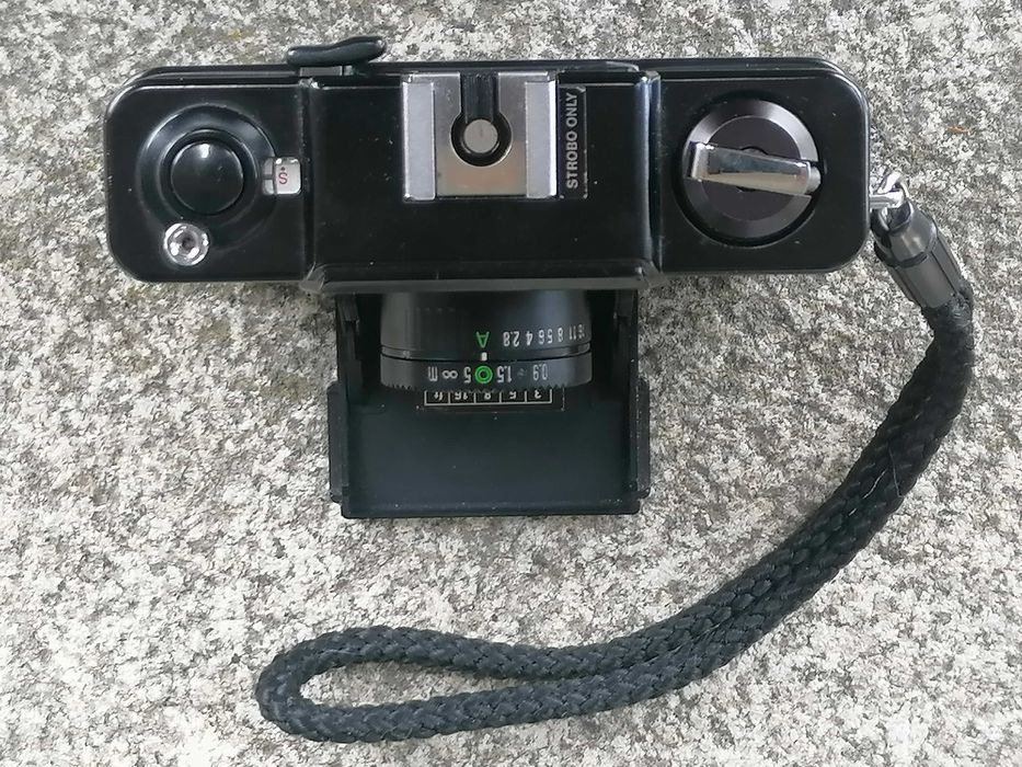 Câmara analógica Ricoh FF1