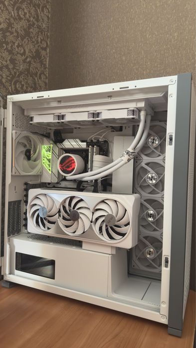 Ультра білий ігровий ПК преміум-класу | RTX 4080 | Ryzen 7 | DDR5