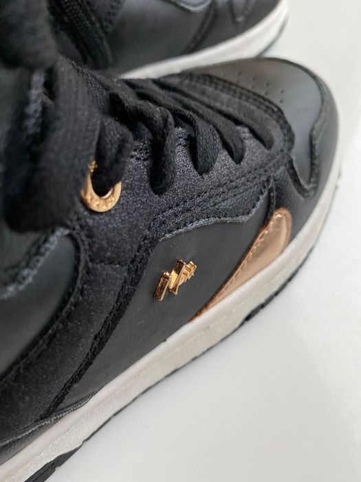 Нові чорні кросівки Mexx, 38 розмір