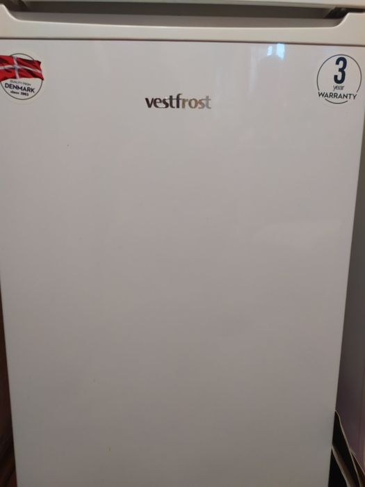 Продам морозильну камеру