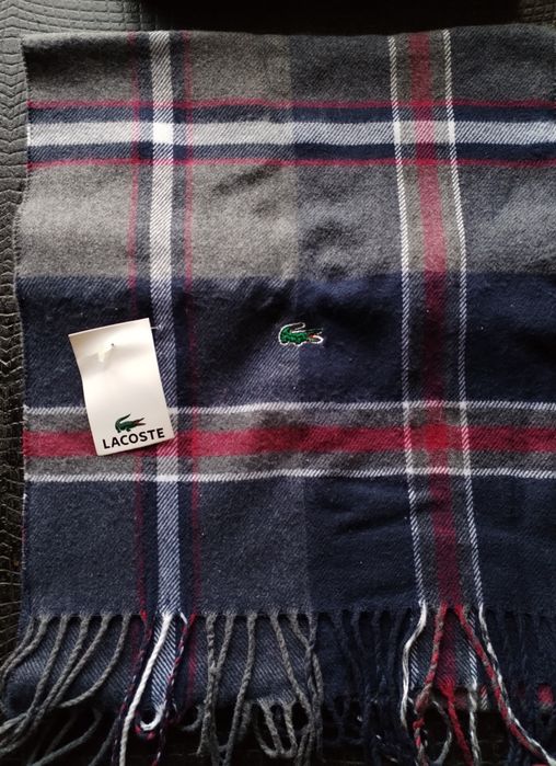 Cachecol novo Lacoste e FPerry homem