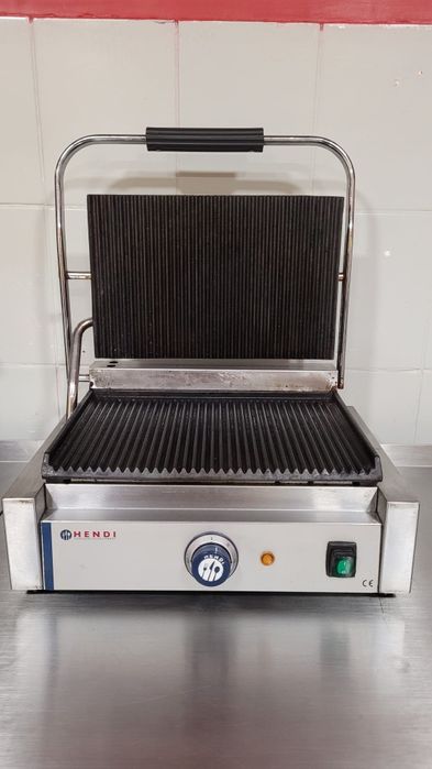 Opiekacz Hendi grill kontaktowy