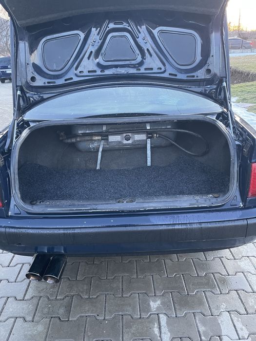 Ауді100 c4 2.0 газ бензин терміново