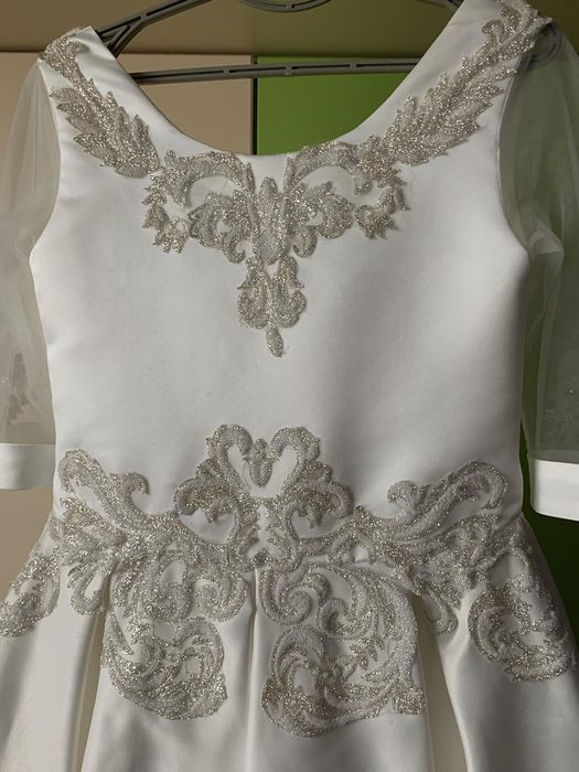 Плаття для першого причастя