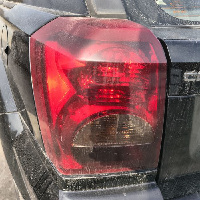 Dodge Caliber Lampy Tylnie