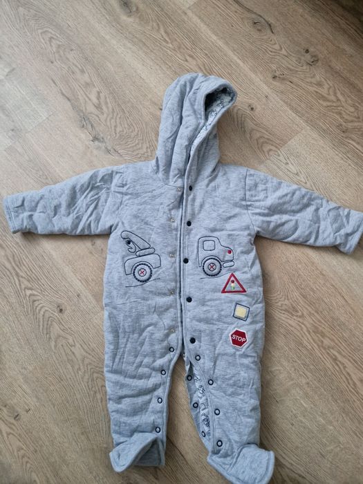 Kombinezon niemowlęcy