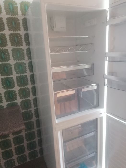 Vendo frigorífico AEG